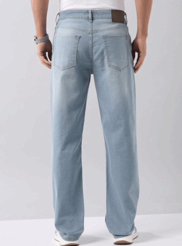 Men Relaxed Fit Heavy Fade Jeans - Image 2